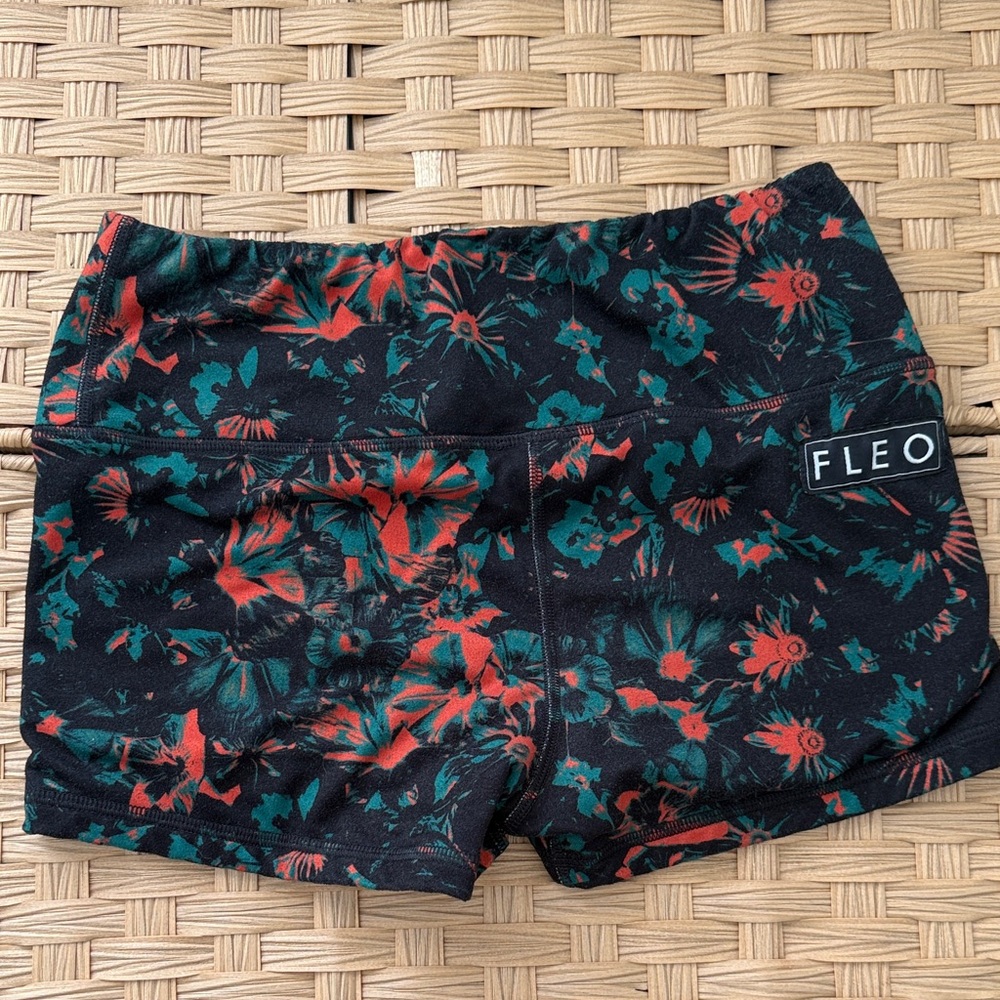 Fleo Women’s Black Orange and Blue Workout Shorts medium